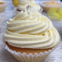 Lemon Cupcakes with Lemon Buttercream